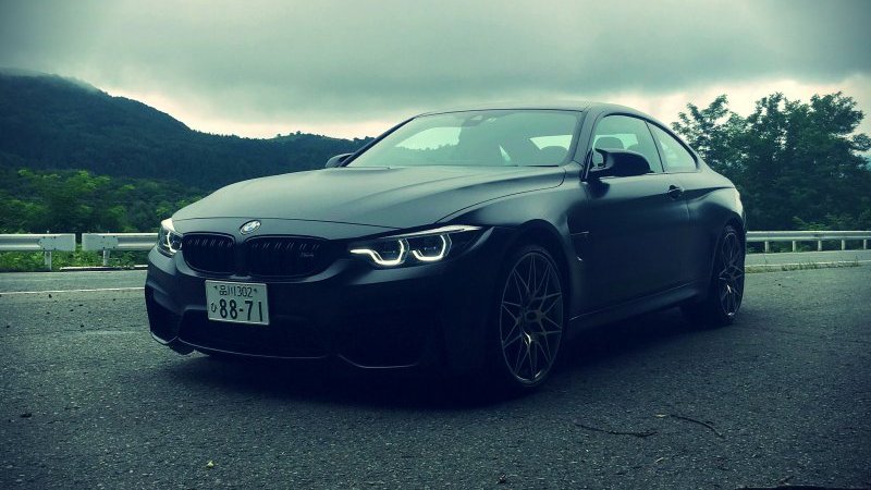 bmw 安い m4 マット ブラック