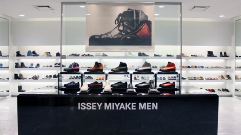 早いモノ好き必見。 新生「ISSEY MIYAKE MEN」の定番スニーカーが