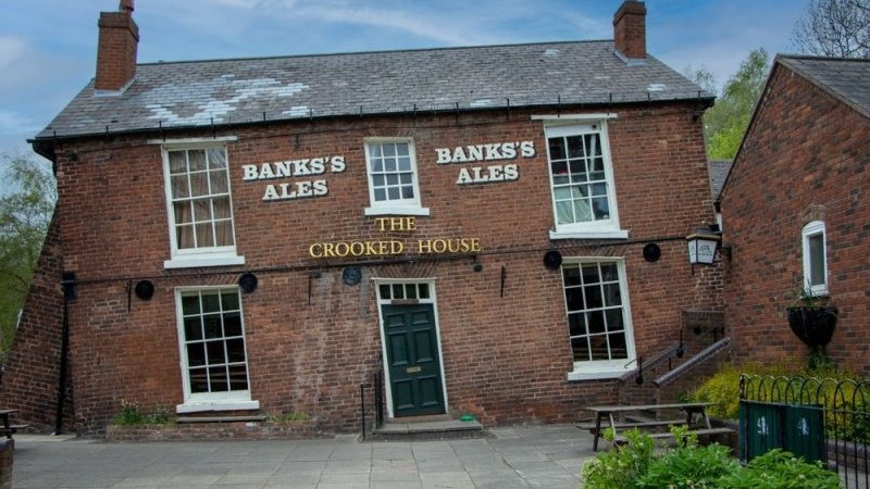 Rebuilding Crooked House: A Historic British Pub Rises from Ashes