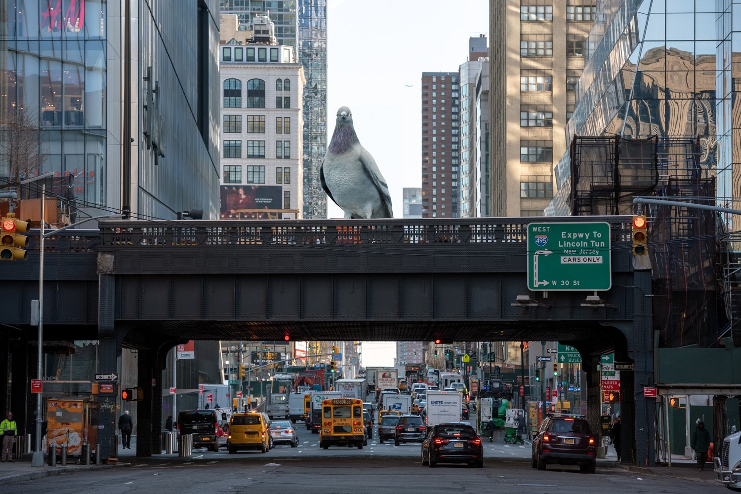 1_NY1_Dinosaur _ High Line Plinth Commission _ Ivan Argote _ im01.jpg