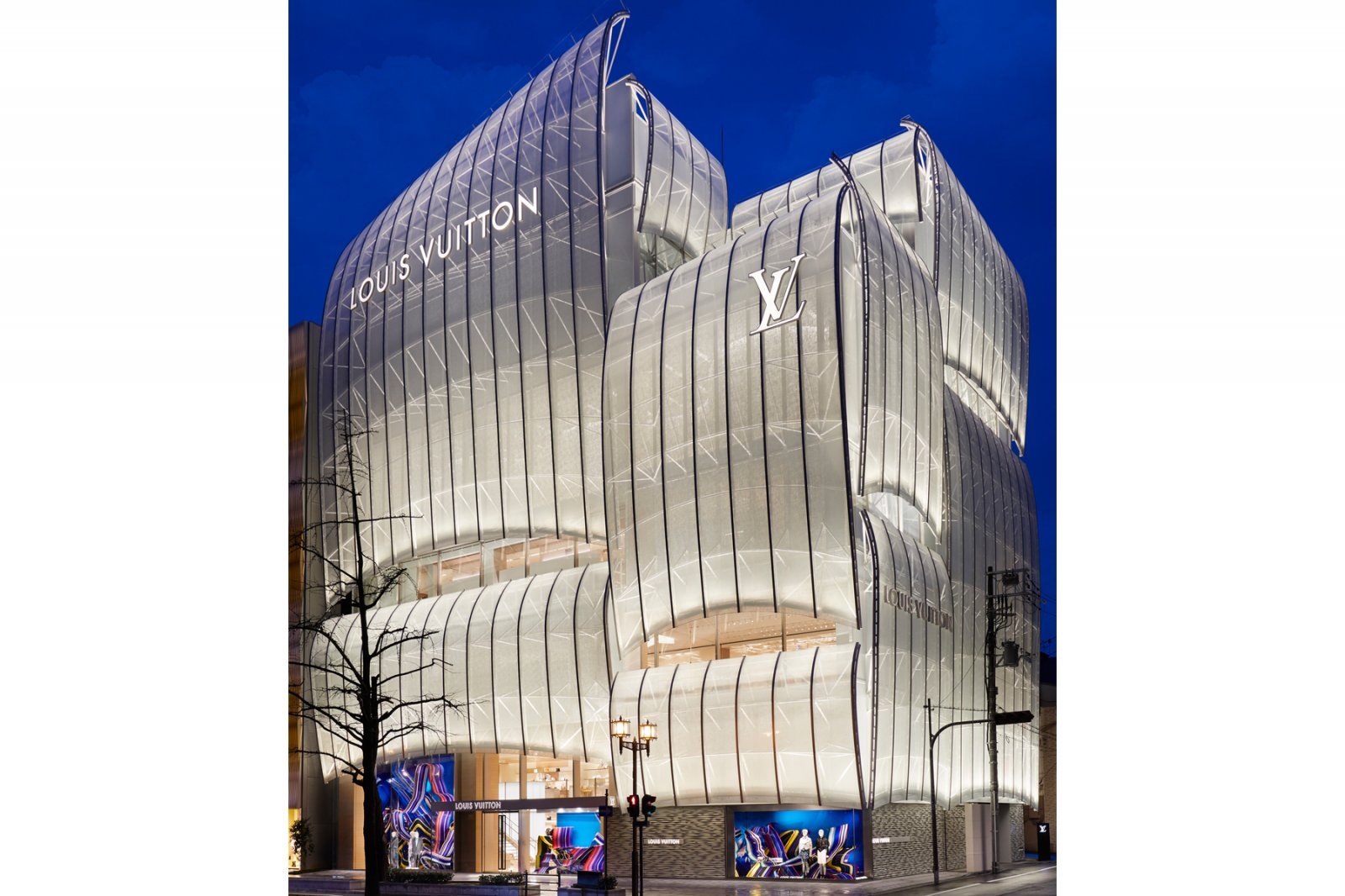 Louis Vuitton Maison Osaka Midosuji (C)LOUIS VUITTON Daici Ano.jpg