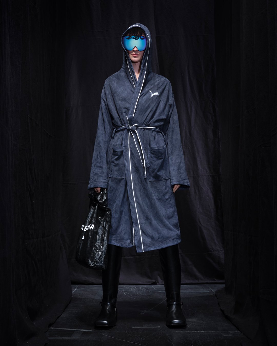 BALENCIAGA WINTER 25 LOOK 52_OSKAR G.jpg