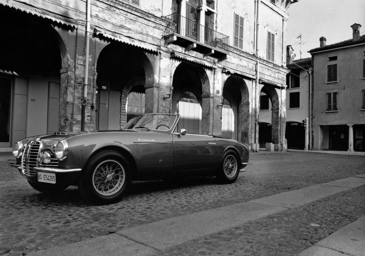 Small-19597-MaseratiA6GSpyderFrua-1950.jpg